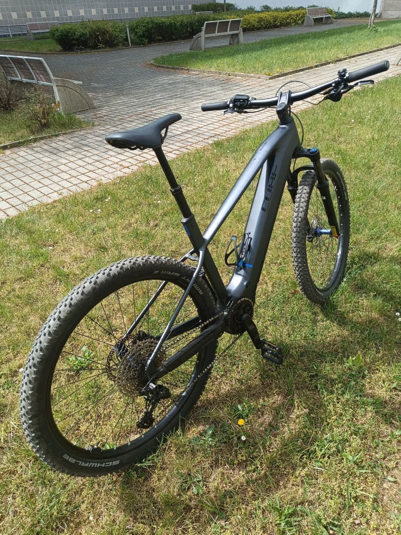 Cube Reaction Hybrid PRO 800 XL 2025 v záruce