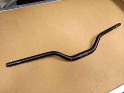 ERGOTEC - průměr 35 mm, délka 780mm - sundané z nového kola 