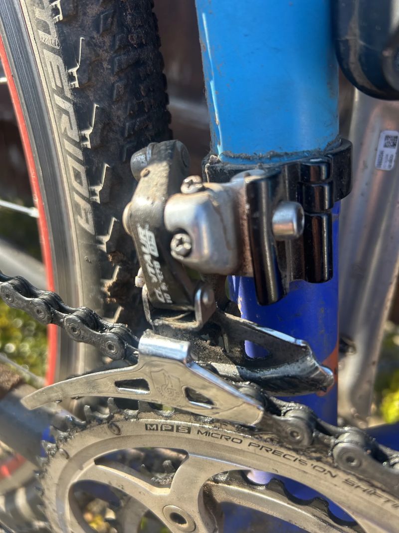 Cyklokrosové kolo Cube