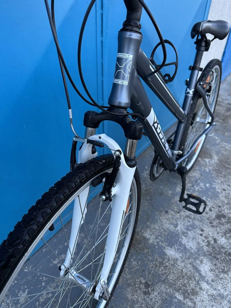 Trekové kolo X-fact Cross ALU 28