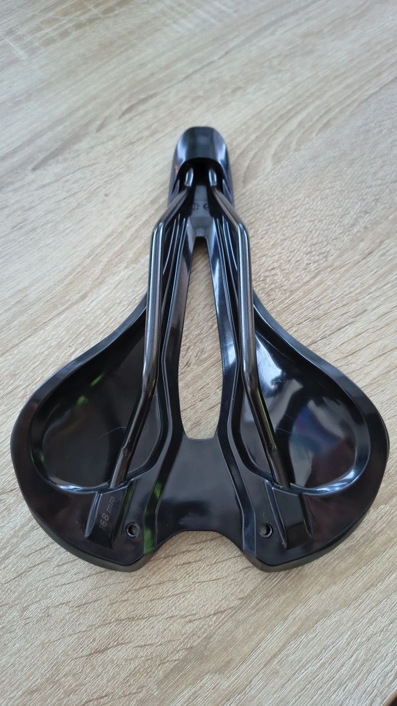 Sedlo Specialized Romin Evo Comp Gel