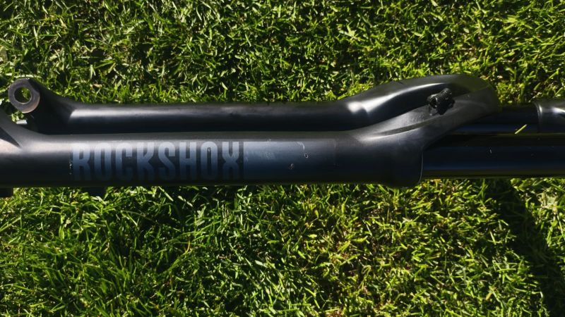 Rock Shox vidlice a tlumič 