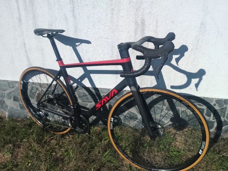 Karbon Sava 4.0 vel.56 Ultegra 