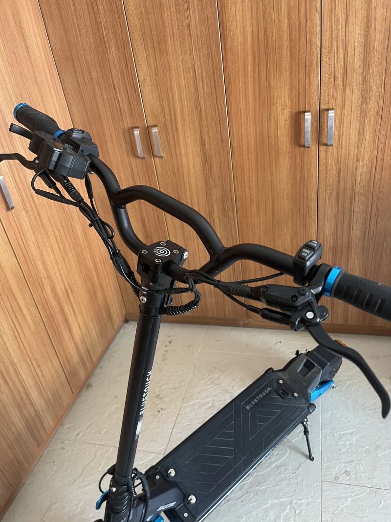 Ultimátní elektrokoloběžka Bluetouch BT2000