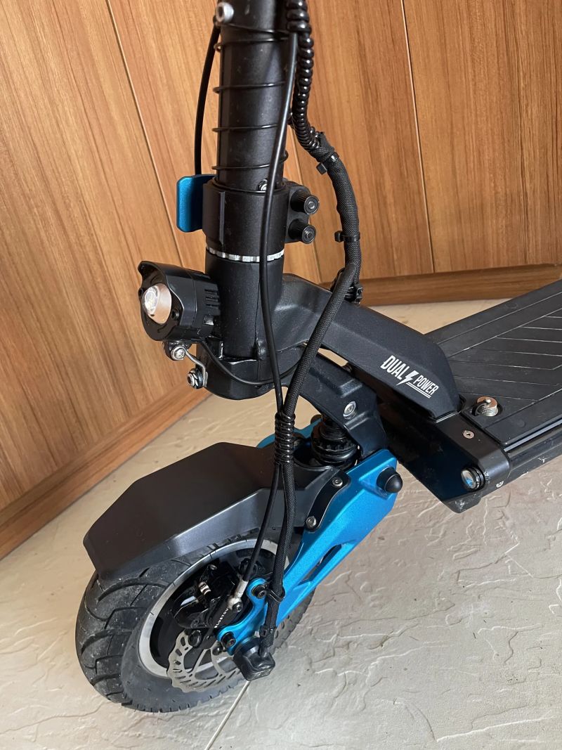 Ultimátní elektrokoloběžka Bluetouch BT2000