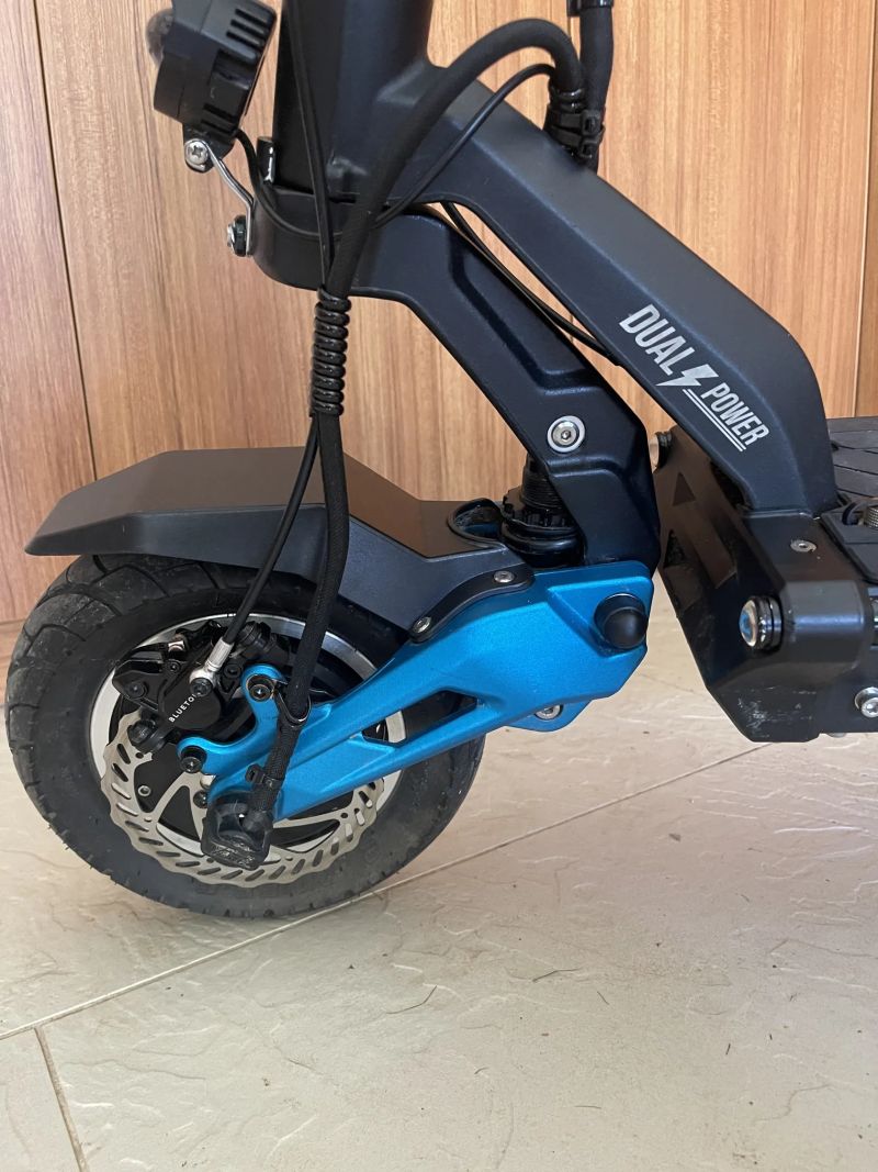 Ultimátní elektrokoloběžka Bluetouch BT2000