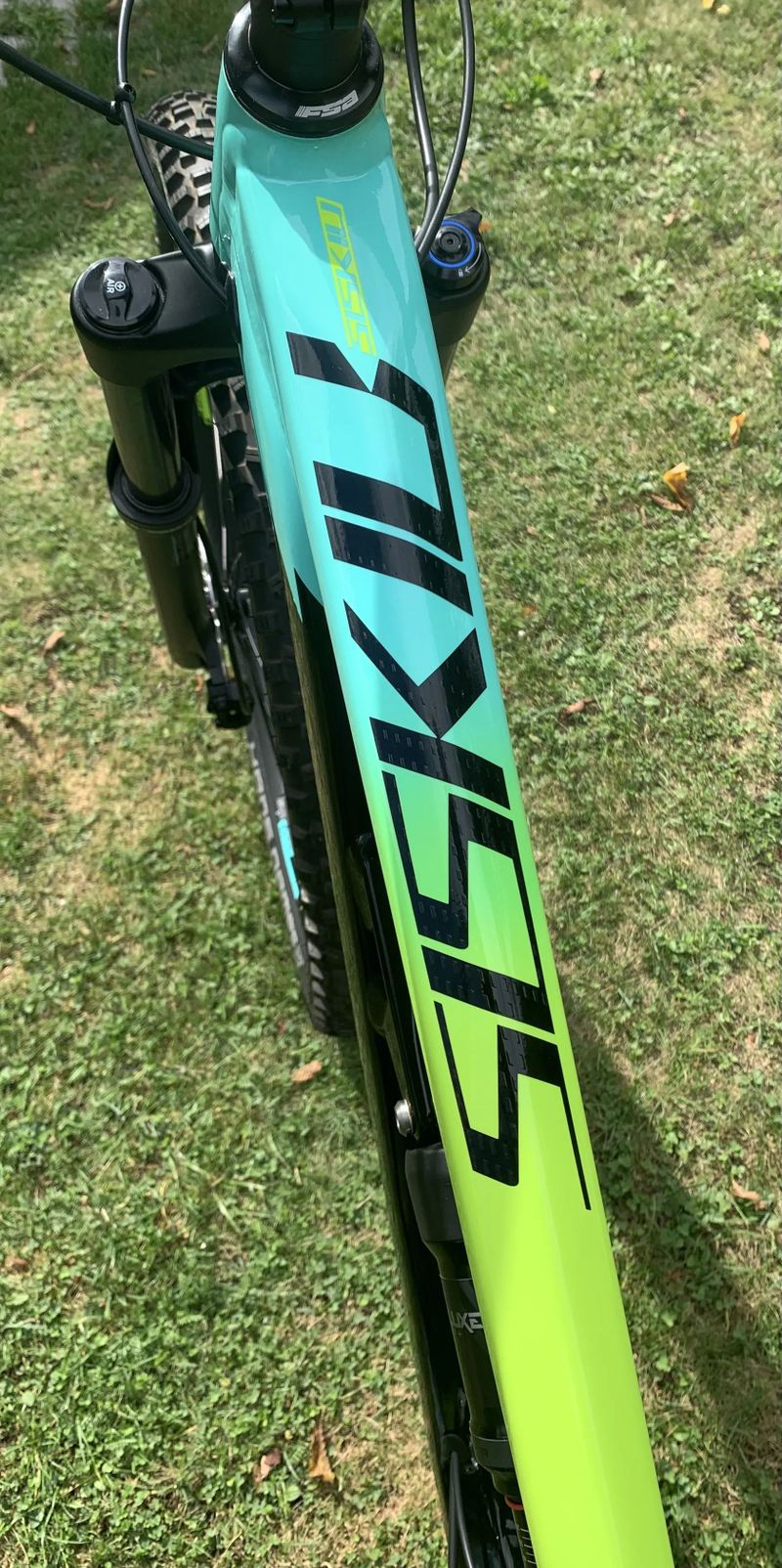 NOVÝ!! Polygon Siskiu T7, Top stav