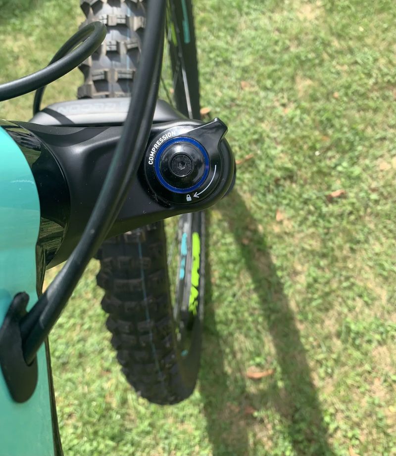 NOVÝ!! Polygon Siskiu T7, Top stav