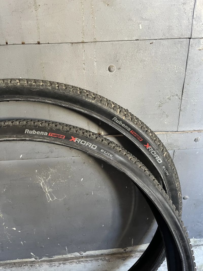 Rubena 42-622 (700x40C) X-Road E-Lite 