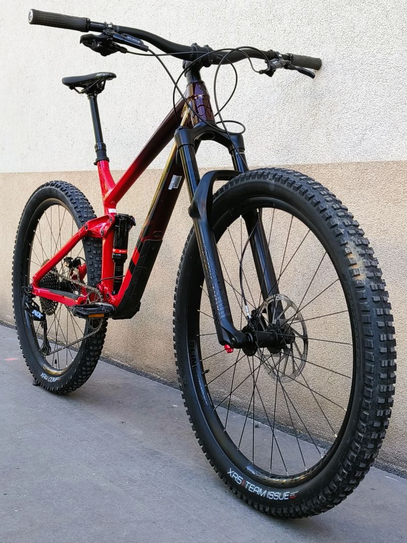 Trek SLASH 8 vel. L 29", zdvihy 160/160 mm
