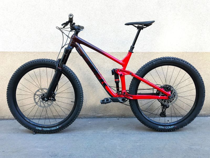 Trek SLASH 8 vel. L 29", zdvihy 160/160 mm