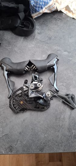 Shimano R 9100