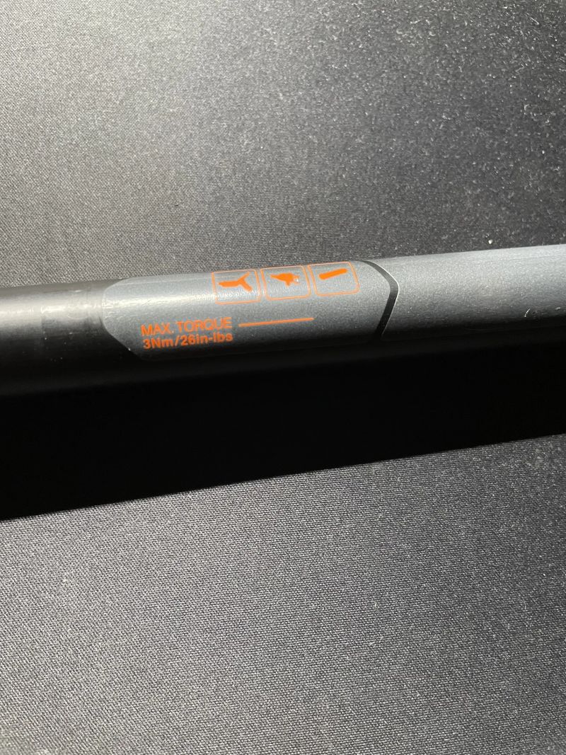 Karbonová říditka sixpack millenium