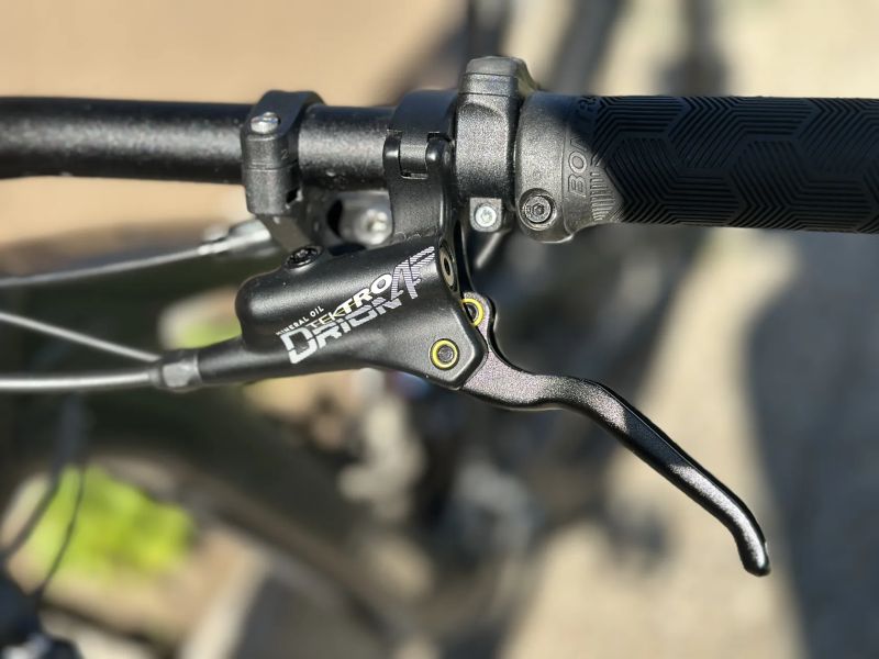 TREK FUEL EXE 5 top stav