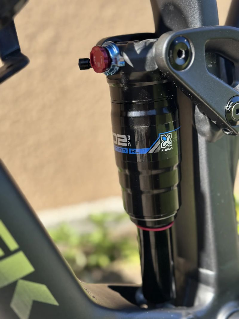 TREK FUEL EXE 5 top stav