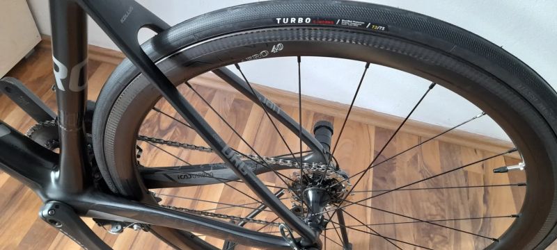 Kellys URC 90 karbon Di2