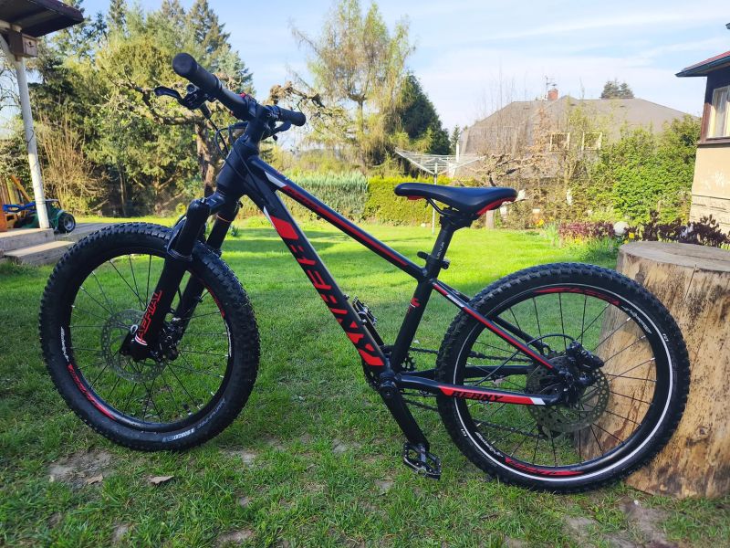 Prodám dětské kolo beany blastere - Red