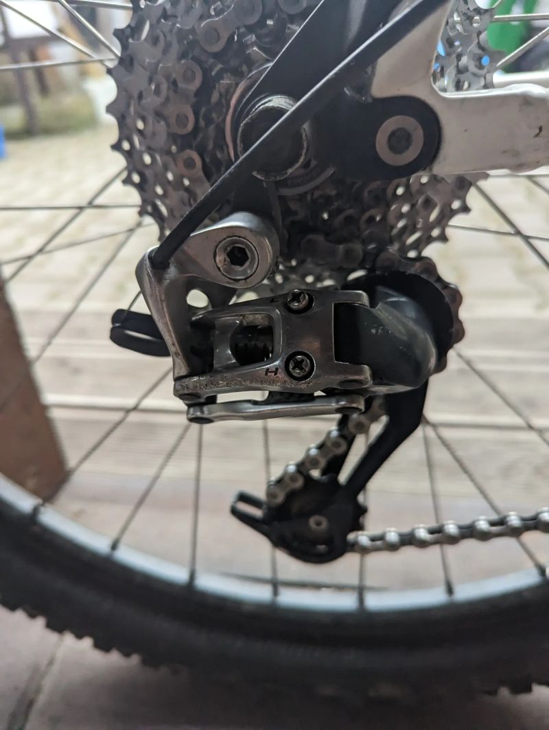 GT Force 2.0 2010 vel. L 19"