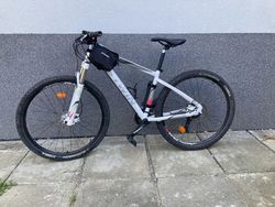 REZERVOVÁNO Kolo B-twin Rockshox vel. S