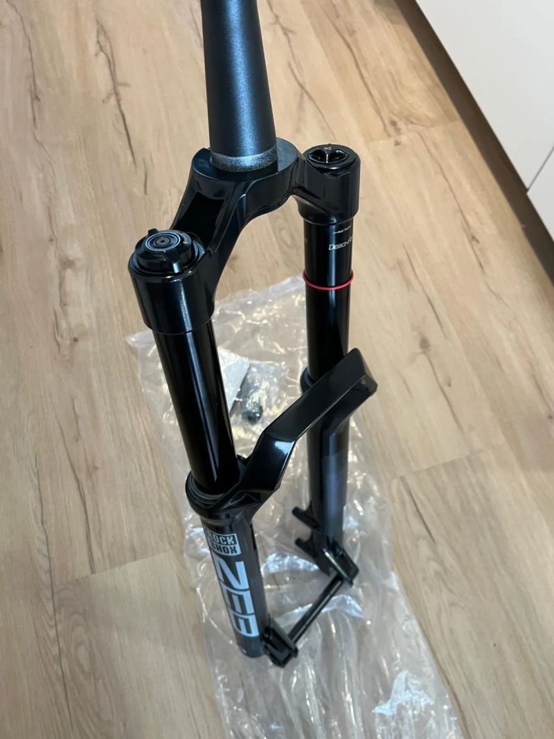 Nové Rock Shox ZEB 170 mm - 29