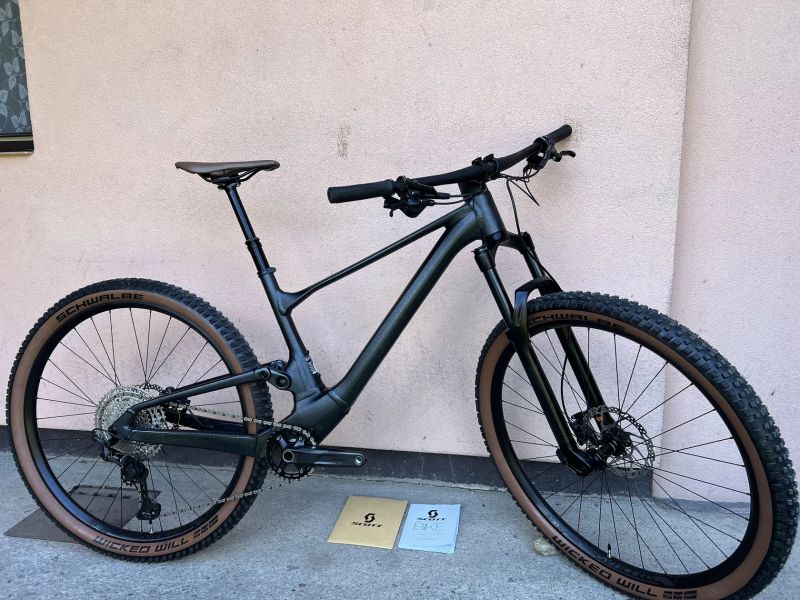 Nový Scott Spark 960 - PC: 77 990kč