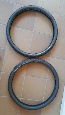 Vittoria Barzo 29x2,35 kevlar, cena za oba!!