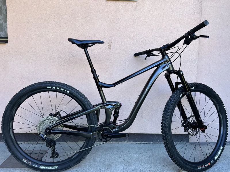 Zánovní Giant Trance 29 2