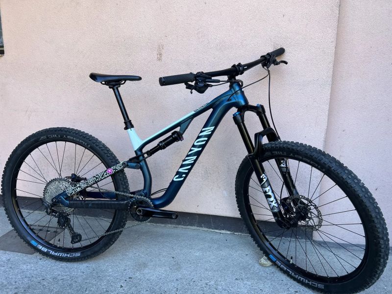 Zánovní Canyon Neuron 7 WMN