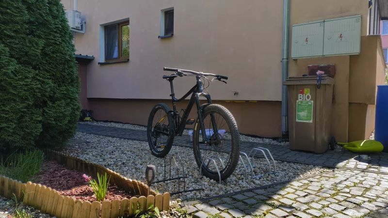 Málo jetý (Giant) Liv Embolden 2