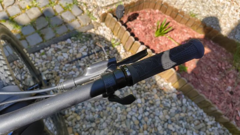 Málo jetý (Giant) Liv Embolden 2