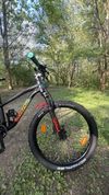 Orbea Laufey H20 24” – trail bike / vzduchová vidlice / teleskopická sedlovka