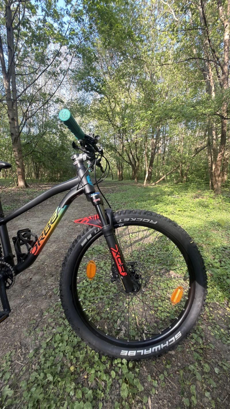 Orbea Laufey H20 24” – trail bike / vzduchová vidlice / teleskopická sedlovka