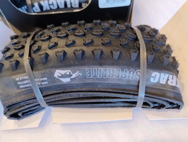 558g - Vredestein X-TRAC Superlite 29x2.20 - pár