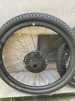 Kola Specialized Roval Carbon Control 622x25