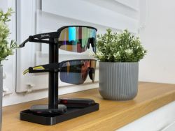 Stojánek na 2 cyklistické brýle