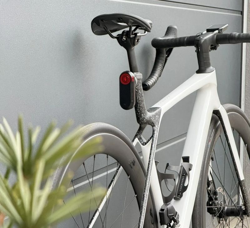 Trek Madone SL6 GEN 8 Garmin Varia držák