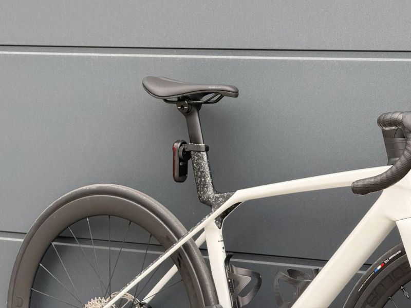 Trek Madone SL6 GEN 8 Garmin Varia držák