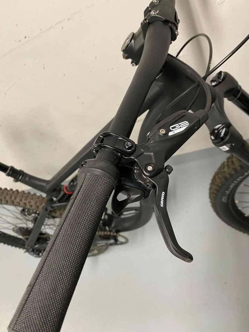 Pells PELLS Tarpan TR 2 Black