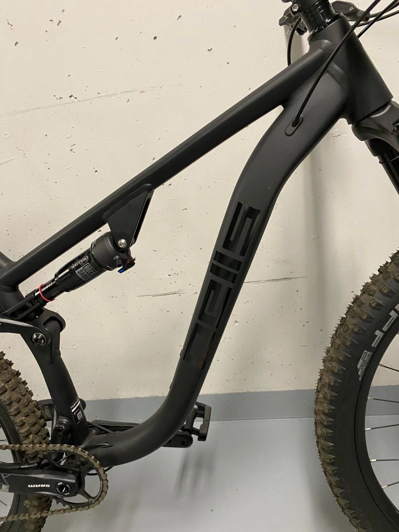 Pells PELLS Tarpan TR 2 Black