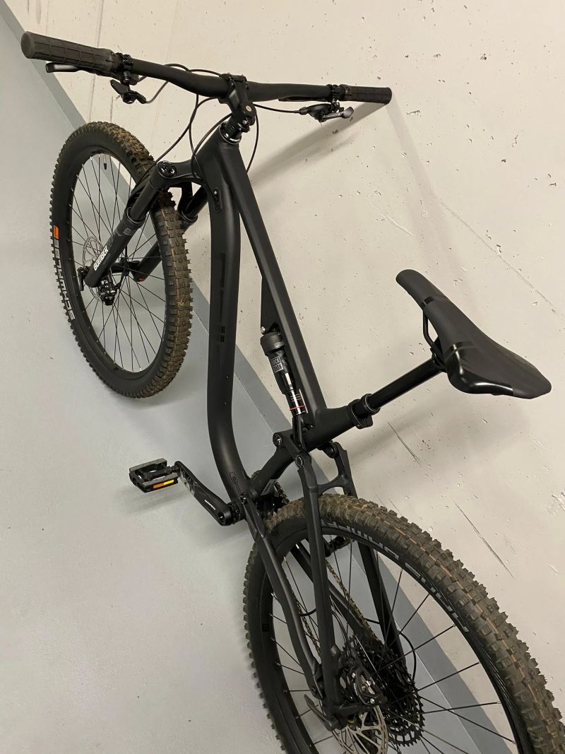 Pells PELLS Tarpan TR 2 Black