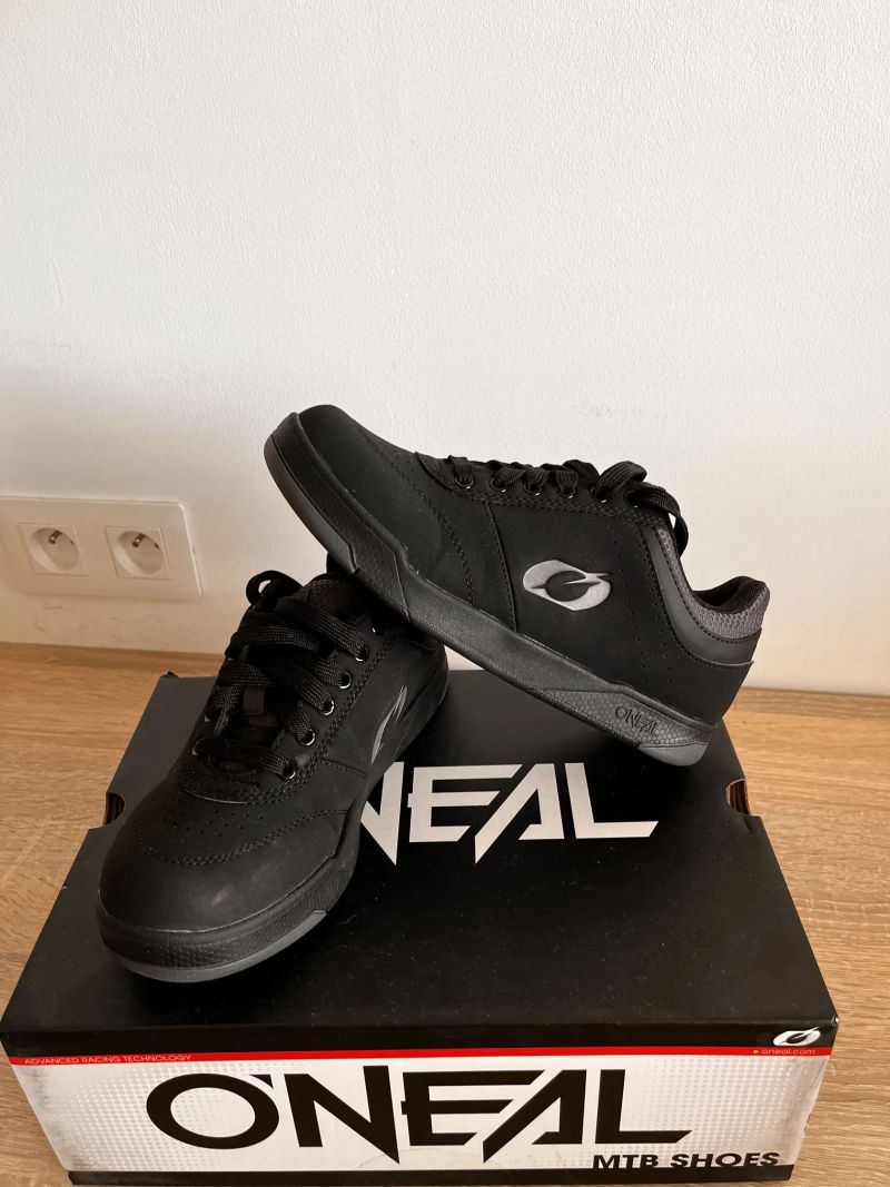 Boty O'neal pumps flat 2023