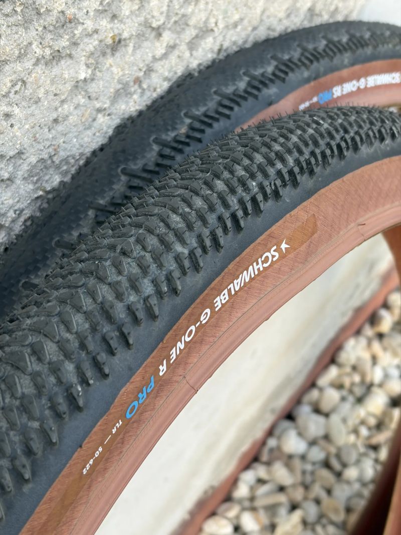 Set plášťů Schwalbe G-One RS PRO / R PRO (50 mm)