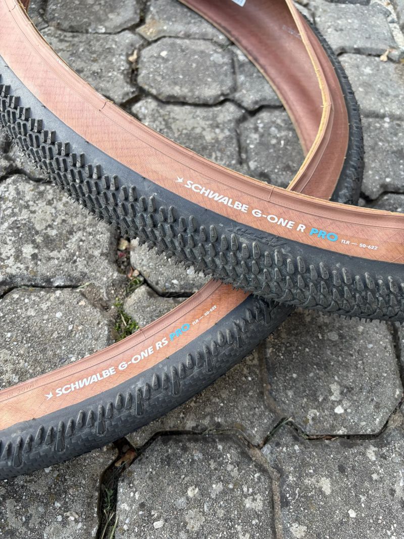 Set plášťů Schwalbe G-One RS PRO / R PRO (50 mm)