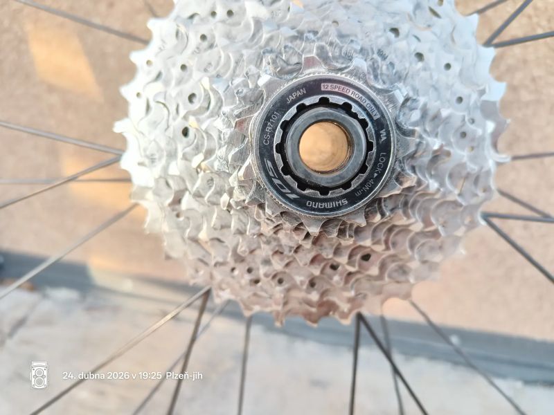 Silniční XCR hliníkové kola 12 sp