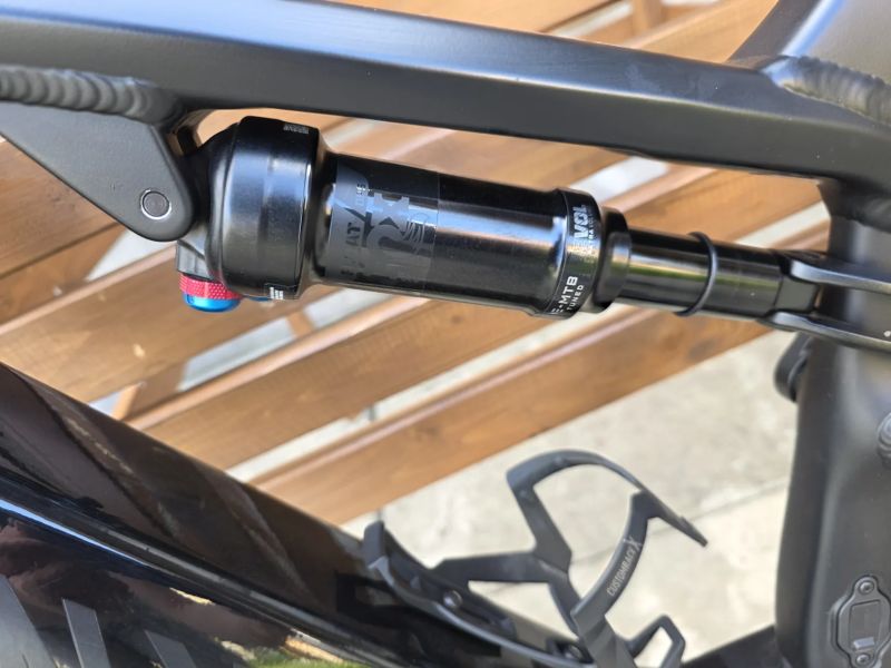 eMTB / Trail Canyon Neuron:ON 6