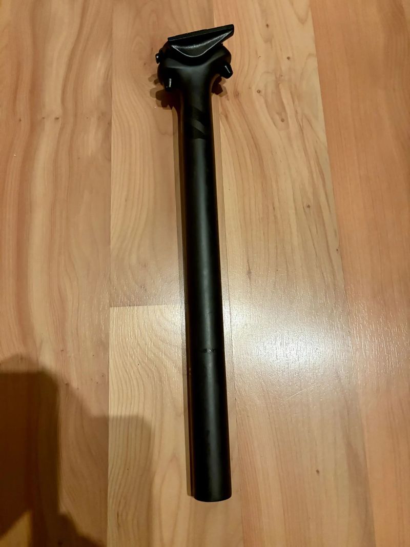 Sedlovka Newman 27,2 mm 