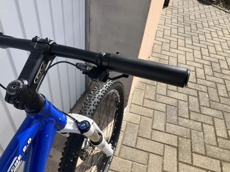 GT PRO MALÉ ZÁVODNÍKY