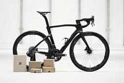 Pinarello New Dogma F MY26, Campagnolo Super-Record 2x13s, Carbon-Ti, Campagnolo, 3T