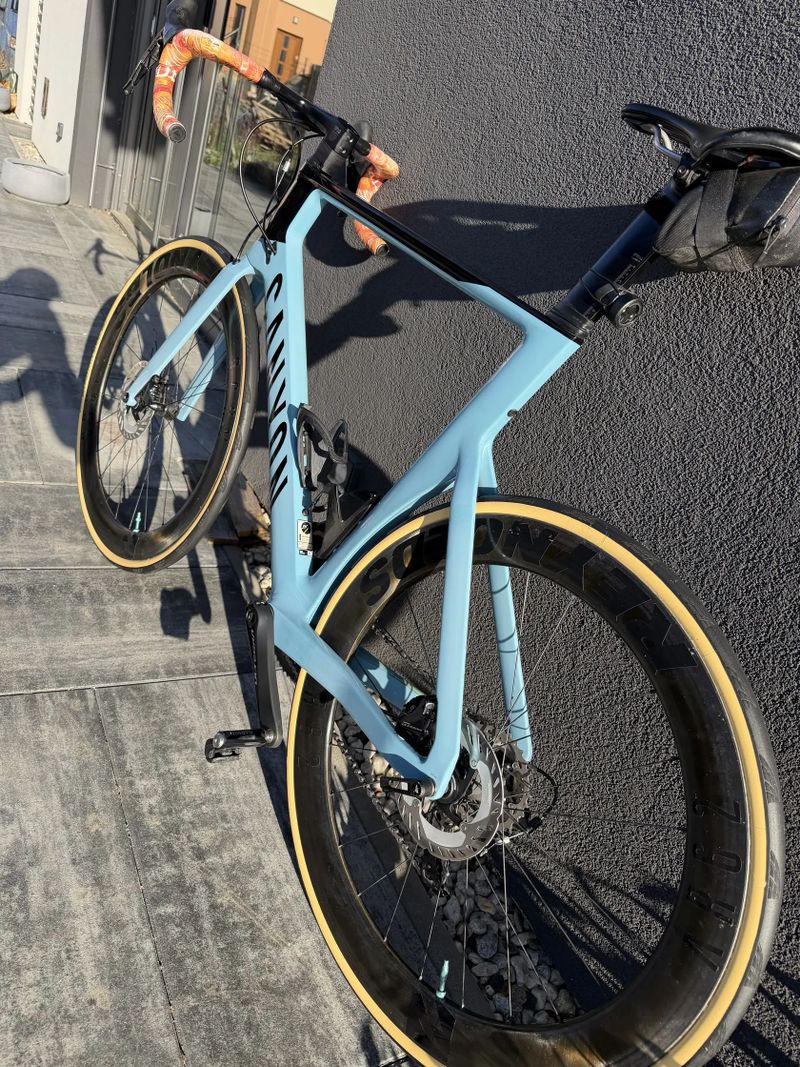 Canyon Aeroad CF SL 8 Disc