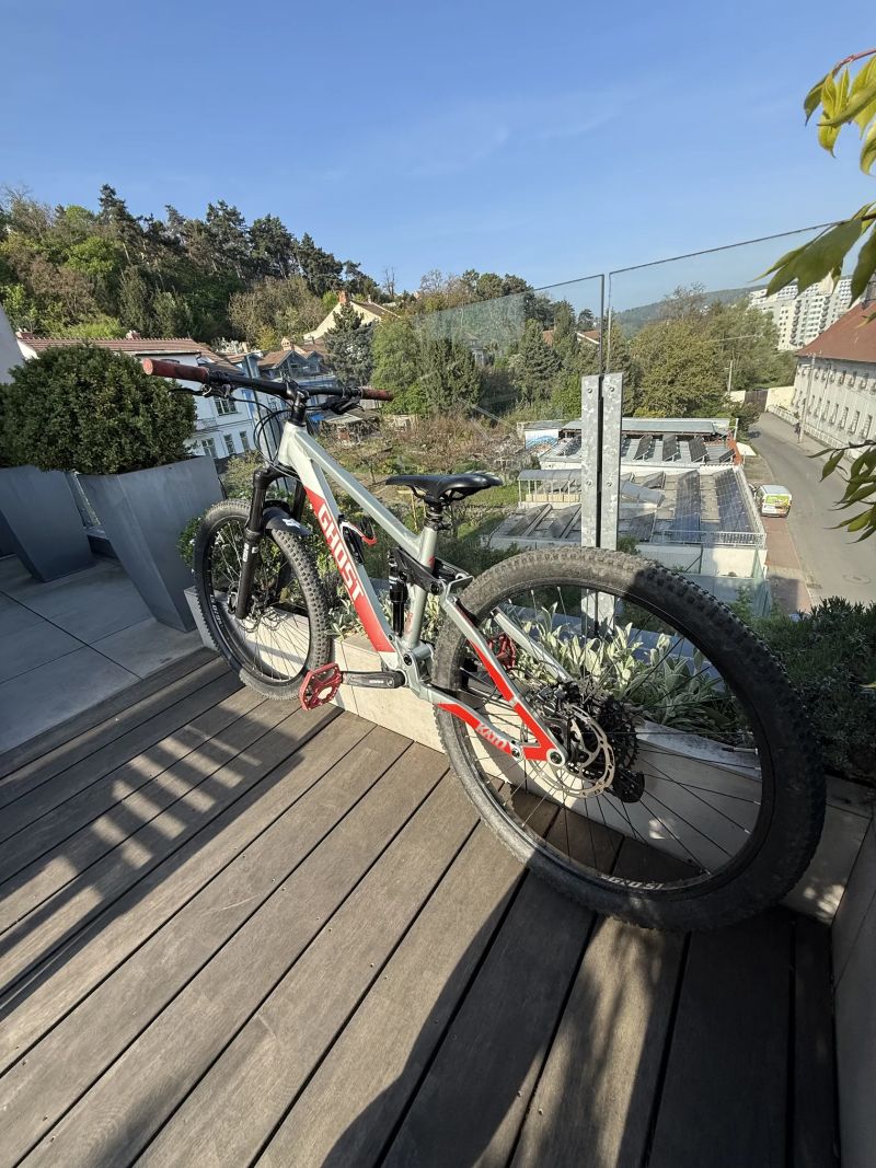 Ghost Kato FS Top doplňky 